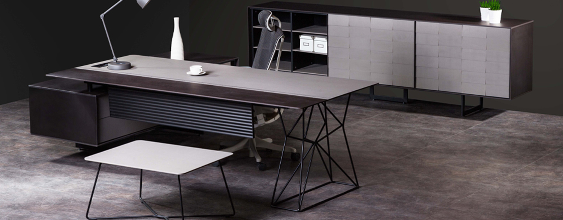 Roxy طقم مكتب VIP
